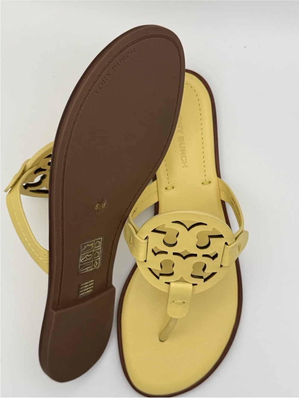 Tory Burch Pale Yellow Miller Logo Thong Sandals - Picture 4 of 7